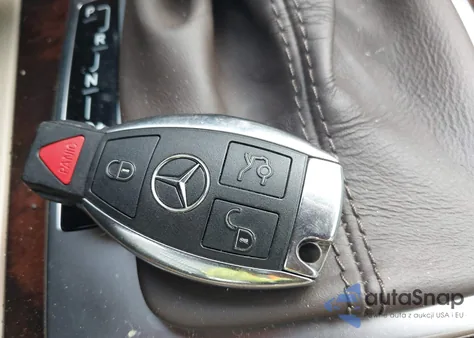 2014 Mercedes-Benz C 300 Luxury 4Matic/Sport 4Matic из США, поврежденный, VIN WDDGF8AB7EG201975